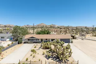 57530 Warren Way, Yucca Valley, CA 92284 - Photo 2