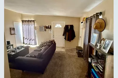 6437 Indio Avenue, Yucca Valley, CA 92284 - Photo 6