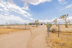 4224 Yucca Mesa Rd, Yucca Valley, CA 92284 - Photo 2