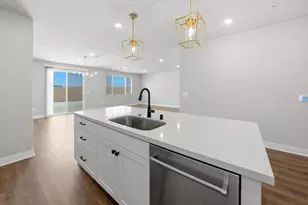 74825 Trousdale Dr, Palm Desert, CA 92211 - Photo 8