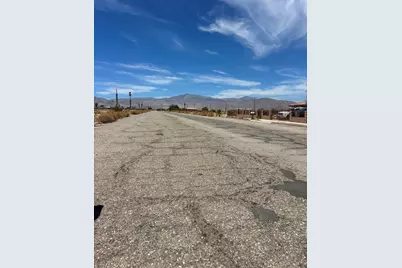1399 Bering Boulevard, Thermal, CA 92274 - Photo 2