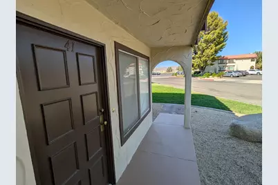 9643 Spyglass Avenue #41, Desert Hot Springs, CA 92240 - Photo 8