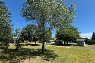 5050 Bo Peep Ln, Redding, CA 96002 - Photo 38