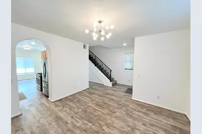 230 Villorrio Drive E, Palm Springs, CA 92262 - Photo 10