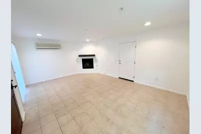 230 Villorrio Drive E, Palm Springs, CA 92262 - Photo 22