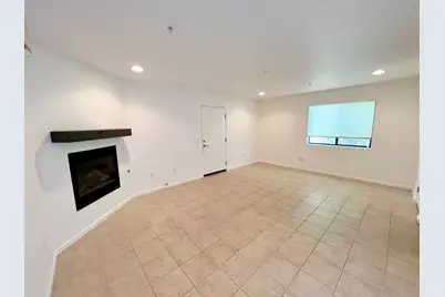 230 Villorrio Drive E, Palm Springs, CA 92262 - Photo 20
