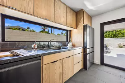 2063 S Broadmoor Drive, Palm Springs, CA 92264 - Photo 16