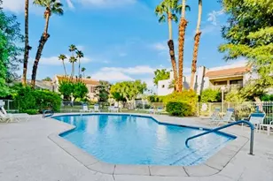 483 E Via Escuela, Palm Springs, CA 92262 - Photo 2