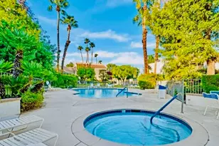 483 E Via Escuela, Palm Springs, CA 92262 - Photo 14