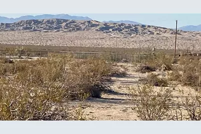 75000 Cottonwood Drive, Twentynine Palms, CA 92277 - Photo 2