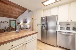 525 Bernhardt Ln, Big Bear City, CA 92314 - Photo 10