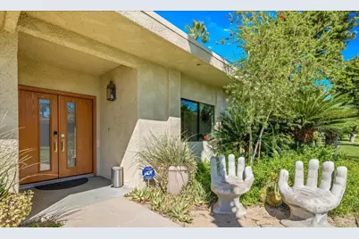 2232 Oakcrest Drive, Palm Springs, CA 92264 - Photo 2