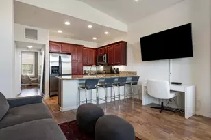 1018 Villorrio Dr N, Palm Springs, CA 92262 - Photo 8