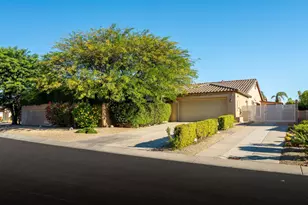 992 Mira Grande, Palm Springs, CA 92262 - Photo 2