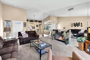 265 Desert Falls Dr E, Palm Desert, CA 92211 - Photo 8