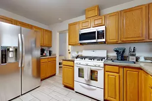27305 Hombria Dr, Cathedral City, CA 92234 - Photo 10