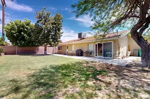 27305 Hombria Dr, Cathedral City, CA 92234 - Photo 30
