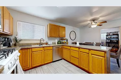 27305 Hombria Drive, Cathedral City, CA 92234 - Photo 12