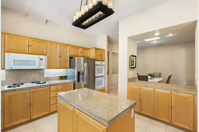 285 Kavenish Drive, Rancho Mirage, CA 92270 - Photo 10