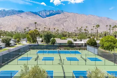 1957 Grand Bahama Drive E, Palm Springs, CA 92264 - Photo 10