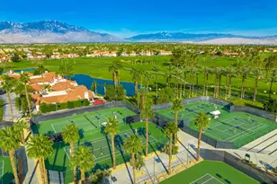 372 Muirfield Dr, Palm Desert, CA 92211 - Photo 58