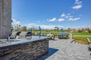 372 Muirfield Dr, Palm Desert, CA 92211 - Photo 60