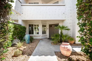 372 Muirfield Dr, Palm Desert, CA 92211 - Photo 2