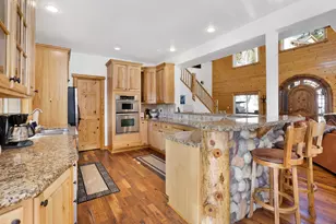 39737 Flicker Rd, Fawnskin, CA 92333 - Photo 22