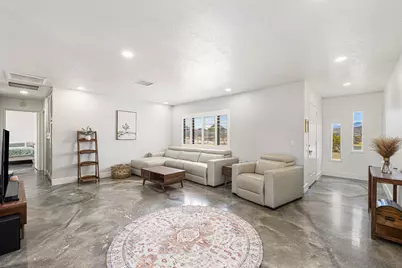 6829 Palisade Way, Yucca Valley, CA 92284 - Photo 10