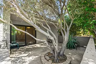 2620 N Whitewater Club Dr, Palm Springs, CA 92262 - Photo 18