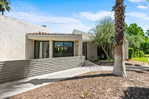 2620 N Whitewater Club Dr, Palm Springs, CA 92262 - Photo 1