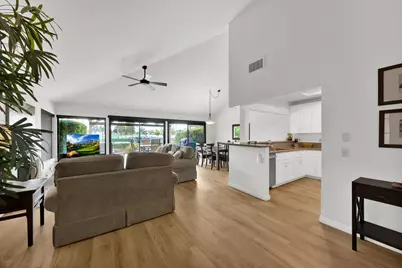 41683 Woodhaven Drive E, Palm Desert, CA 92211 - Photo 4
