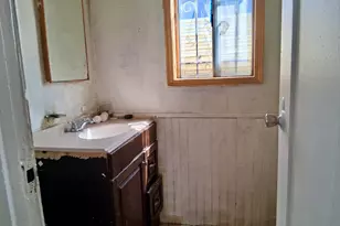 10328 Hickory St, Los Angeles, CA 90002 - Photo 14