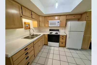 9641 Spyglass Avenue #61, Desert Hot Springs, CA 92240 - Photo 2