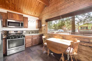 908 Spruce Ln, Big Bear City, CA 92314 - Photo 12