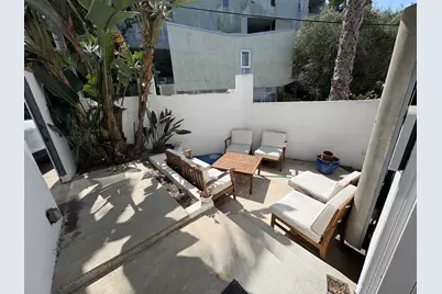 2410 Lyric Avenue, Los Angeles, CA 90027 - Photo 2
