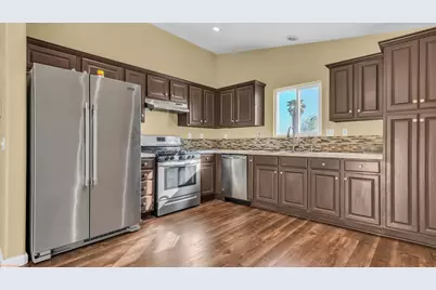 1289 Avalon Avenue, Thermal, CA 92274 - Photo 8