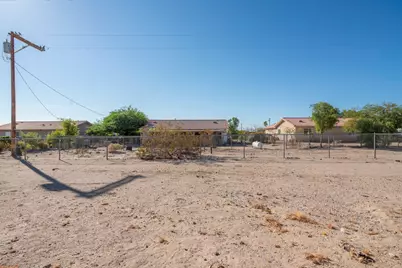 1289 Avalon Avenue, Thermal, CA 92274 - Photo 22