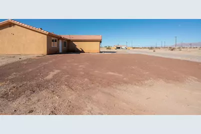 1289 Avalon Avenue, Thermal, CA 92274 - Photo 18