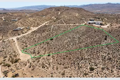 57823 Hilton Lane, Yucca Valley, CA 92284 - Photo 2
