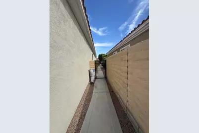 81893 Avenida Alcalde, Indio, CA 92203 - Photo 16