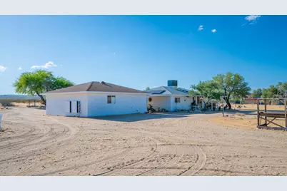 4999 Sungold Avenue, Joshua Tree, CA 92252 - Photo 68