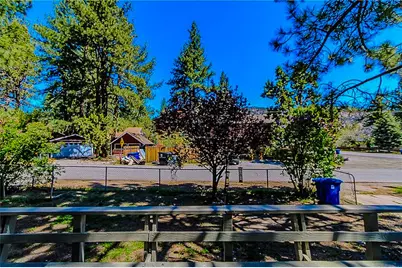 945 Greenway Drive, Big Bear City, CA 92314 - Photo 44