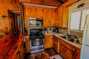 945 Greenway Dr, Big Bear City, CA 92314 - Photo 8