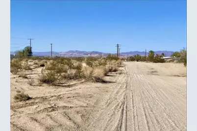 8216 Araby Street, Twentynine Palms, CA 92277 - Photo 14
