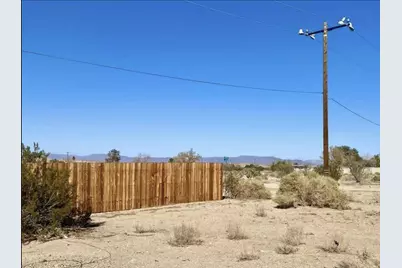 8219 Araby Avenue, Twentynine Palms, CA 92277 - Photo 12