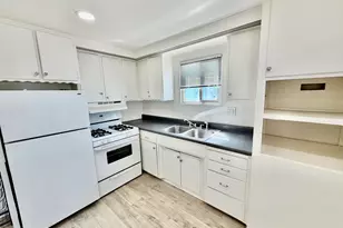 17069 N Indian Canyon Dr, Palm Springs, CA 92262 - Photo 2