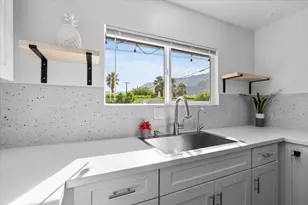 359 W Bon Air Dr, Palm Springs, CA 92262 - Photo 10
