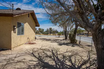 7028 Tamarisk Avenue, Yucca Valley, CA 92284 - Photo 18