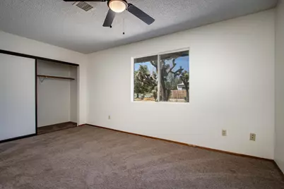 7028 Tamarisk Avenue, Yucca Valley, CA 92284 - Photo 8